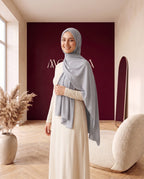 Jersey-Hijab Hellgrau – Im Outfit