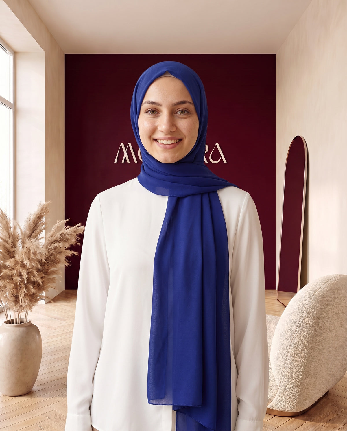 Chiffon-Hijab Royalblau – Vorderansicht