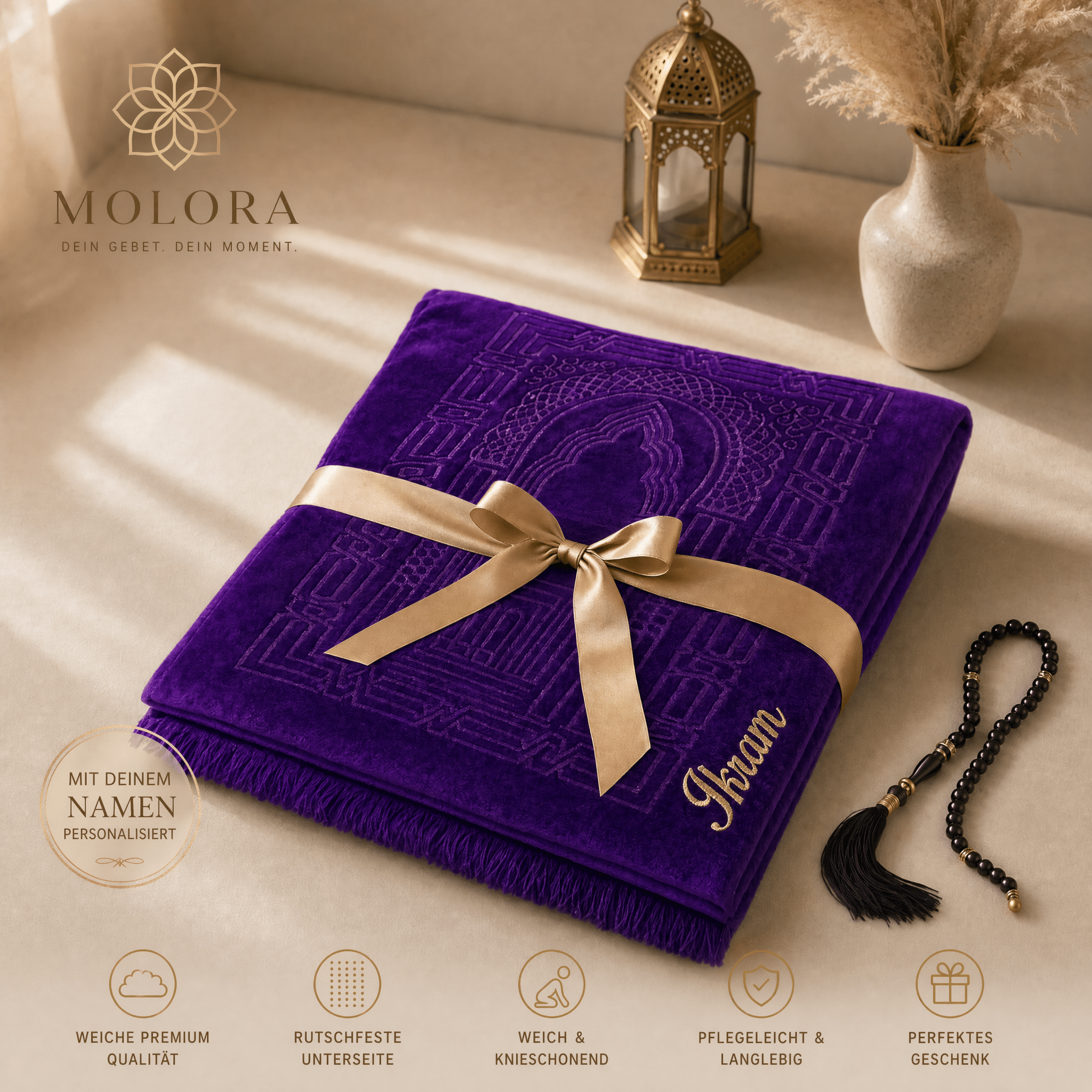 Lila Gebetsteppich mit Namensbestickung – personalisiertes Muslimgeschenk